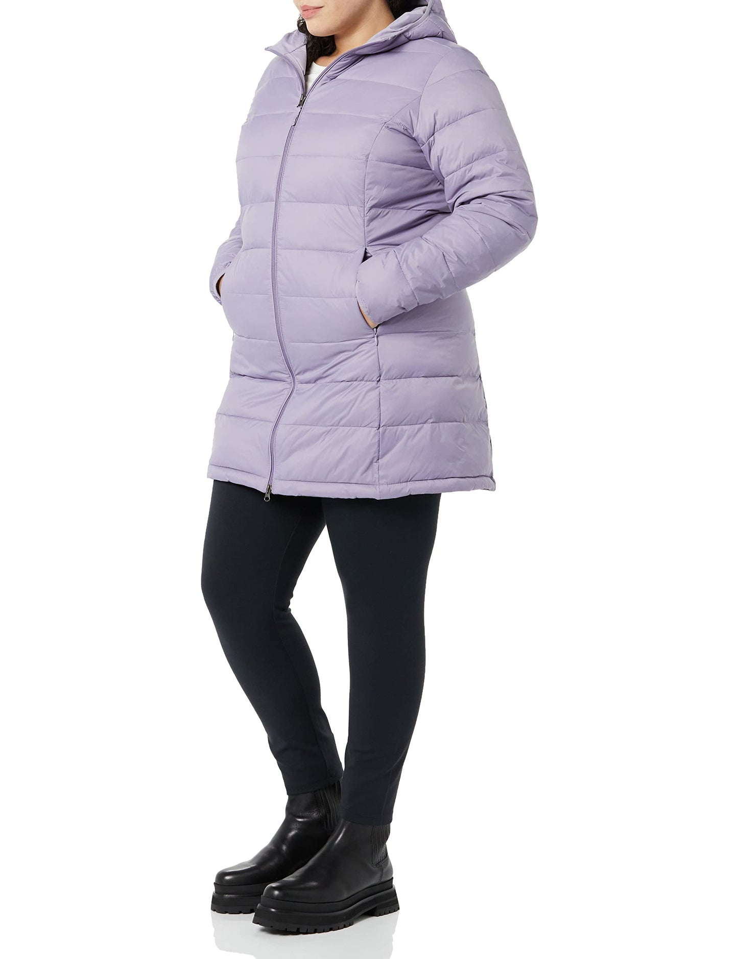 Amazon Essentials Women's Lightweight Water-Resistant Hooded Puffer Coat (Available in Plus Size)