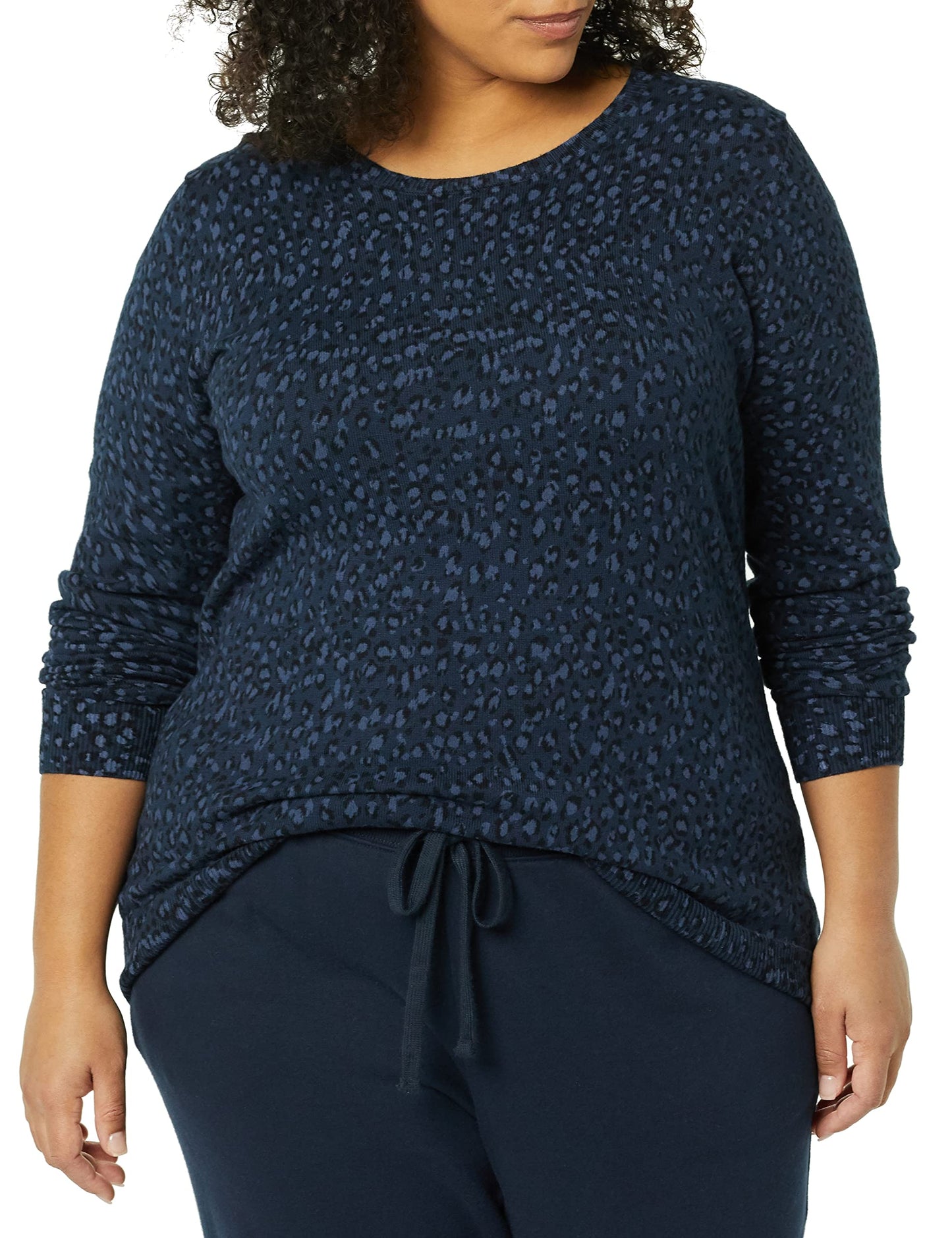 Amazon Essentials Women's Long-Sleeve Lightweight Crewneck Sweater (Available in Plus Size)