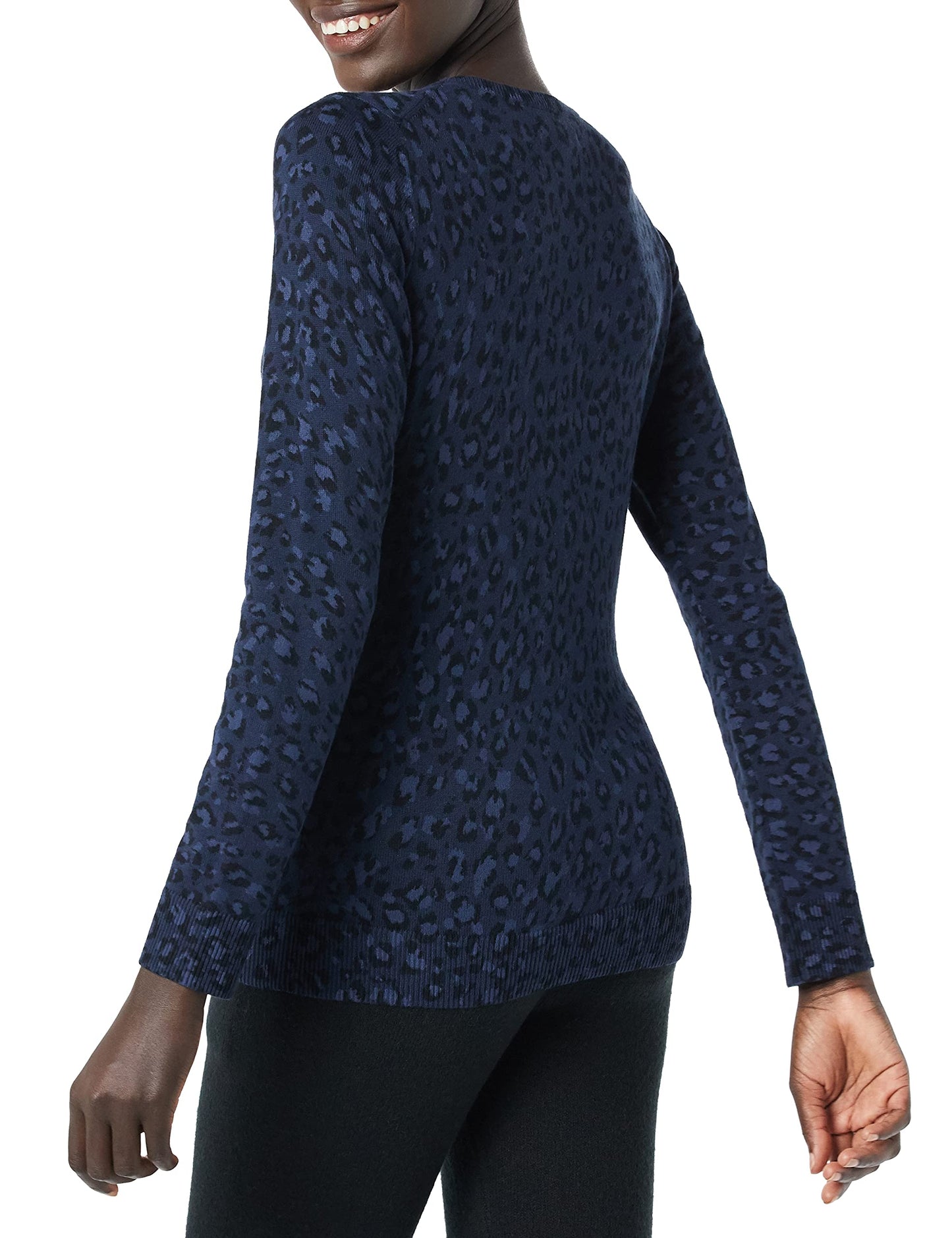 Amazon Essentials Women's Long-Sleeve Lightweight Crewneck Sweater (Available in Plus Size)