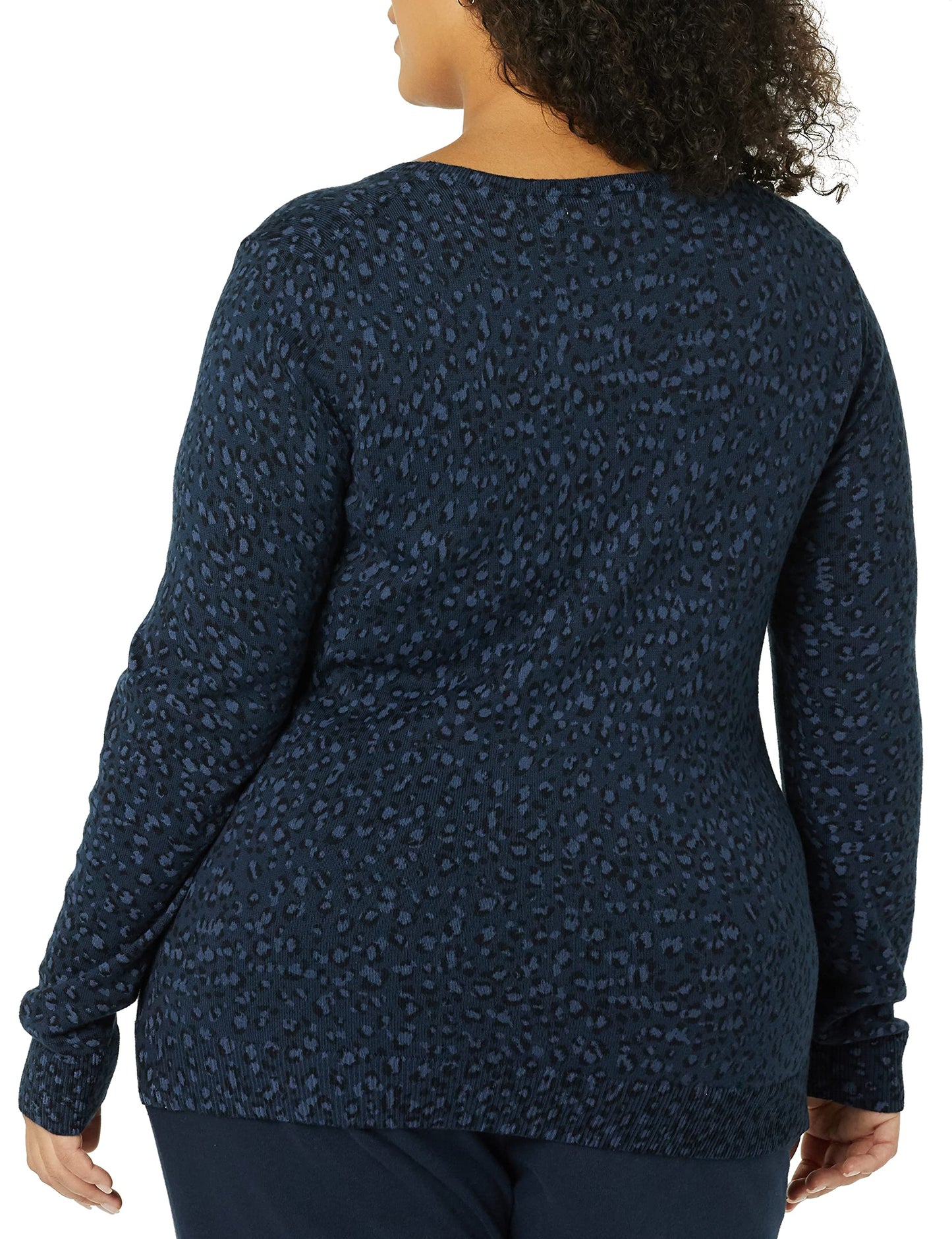 Amazon Essentials Women's Long-Sleeve Lightweight Crewneck Sweater (Available in Plus Size)