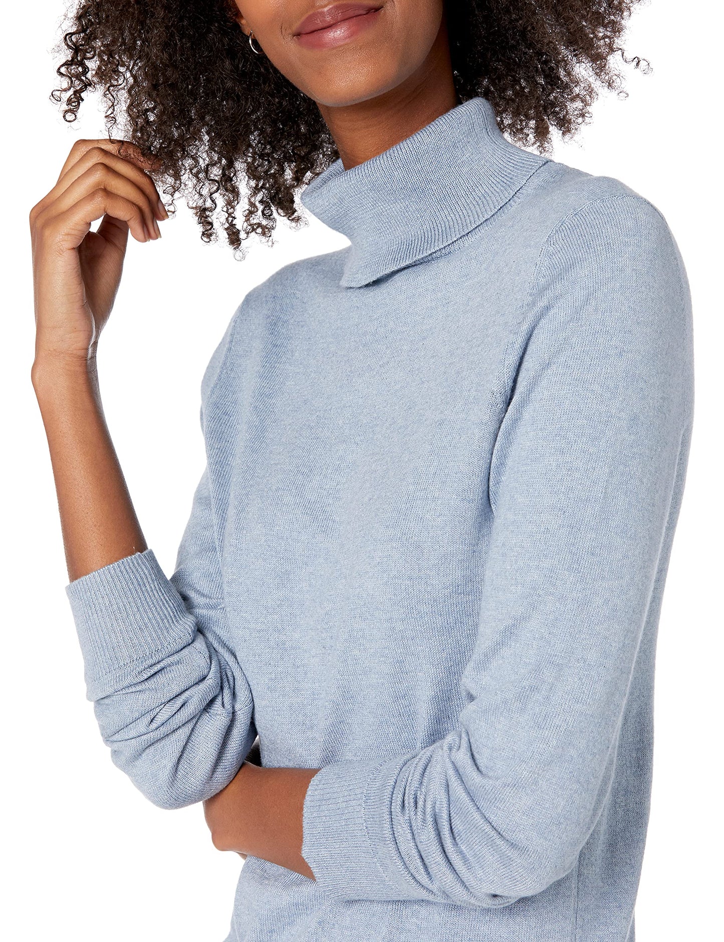 Amazon Essentials Women's Classic-Fit Lightweight Long-Sleeve Turtleneck Sweater (Available in Plus Size)