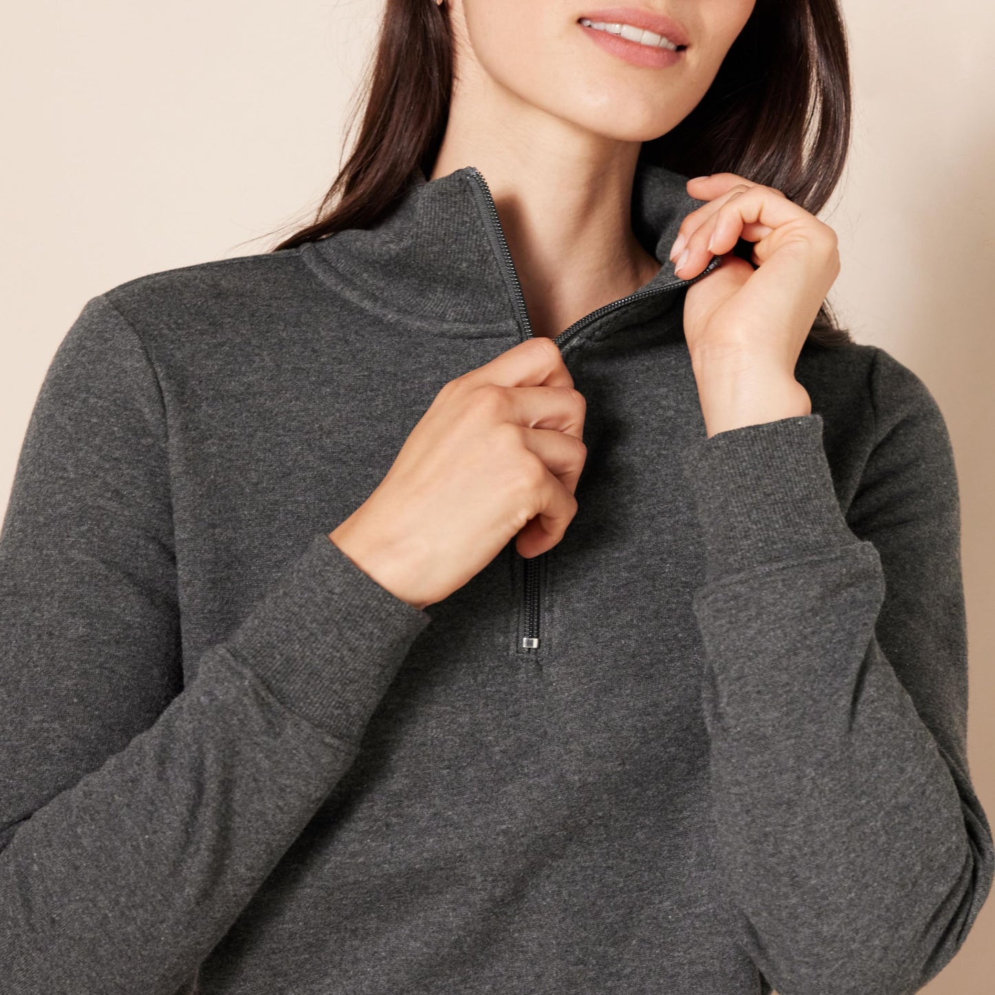 Amazon Essentials Women's Long-Sleeve Fleece Quarter-Zip Top (Available in Plus Size)