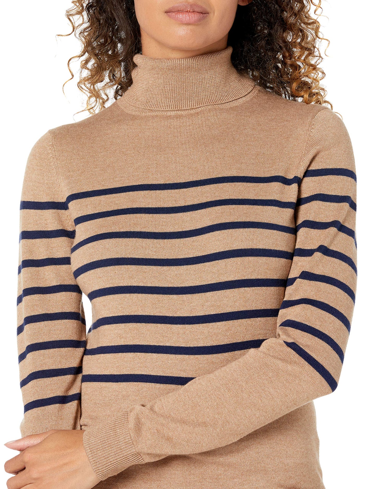 Amazon Essentials Women's Classic-Fit Lightweight Long-Sleeve Turtleneck Sweater (Available in Plus Size)